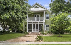930 2nd Street, Gulfport, MS 39501