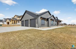 2400 N Reichelt Cir, Tea, SD 57064
