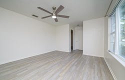 1904 Cochran LN, Rockport, TX 78382