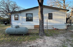 310 East RD, Granbury, TX 76049
