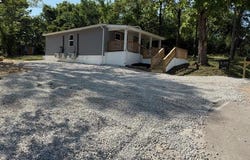 415 Hickory Street, St Clair, MO 63077