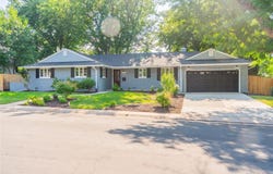 2745 S Saint Paul Street, Denver, CO 80210