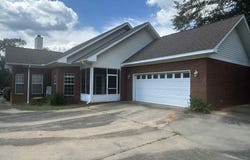 102 Robertson Ct, Enterprise, AL 36330
