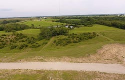 376 Lake Drive, Melrose, IA 52569