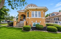 8101 White Avenue, Lyons, IL 60534
