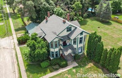 813 E Fairplains Street, Greenville, MI 48838