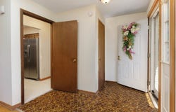 1403 E Lowden Avenue, Wheaton, IL 60189