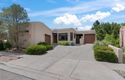 3013 Sandia Circle, Santa Fe, NM 87507