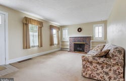 432 N MARKET STREET, FAWN GROVE, PA 17321