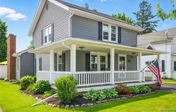 33 Oak Street, Oakfield, NY 14125
