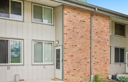 1444 Big Bend Rd, Waukesha, WI 53189