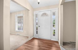 2304 Park Avenue, St Charles, MO 63301