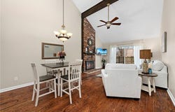 5987 N Kansas Avenue, Gladstone, MO 64119