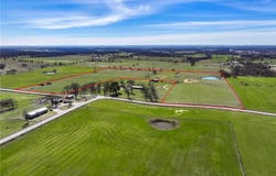 Y City  RD, Gentry, AR 72734