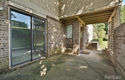7916 Charter Oak Lane, Charlotte, NC 28226