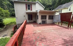 1201 Riverside dr, Oil City, PA 16301
