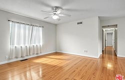 229 E 75th St, Los Angeles, CA 90003