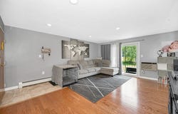 25 Edgelawn Ave, North Andover, MA 01845