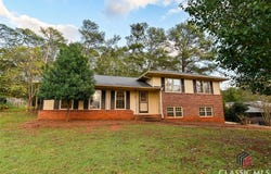 120 Tara Way, Athens, GA 30606