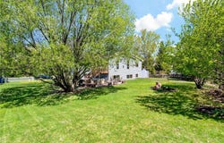 8600 Pineview Lane N, Maple Grove, MN 55369