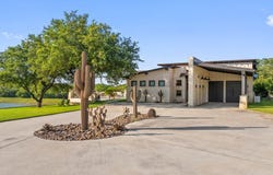 101 Rolling Hills Rd., Blanco, TX 78606