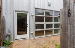 242 CENTRE STREET, TRENTON, NJ 08611