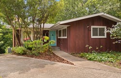 116 Vanwinkle Grove, Berea, KY 40403