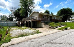 320 N Dickerson Street, Palmyra, MO 63461