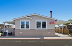 900 Howard Avenue, Escondido, CA 92029