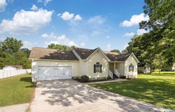 1215 Heatherwood Drive, Arab, AL 35016