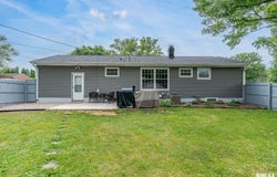 3118 W DENISON Avenue, Davenport, IA 52804