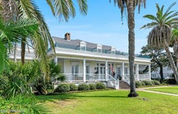 120 W Scenic Drive, Pass Christian, MS 39571