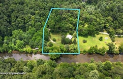 893 Carnes Rd, Franklin, NC 28734
