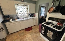 211 DIVISION ST W, Eagle River, WI 54521