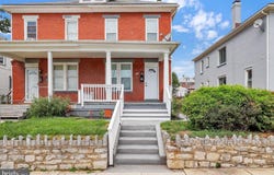 805 MULBERRY AVENUE, HAGERSTOWN, MD 21742