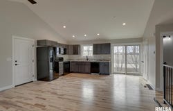 2817 N 23RD Street, Quincy, IL 62305