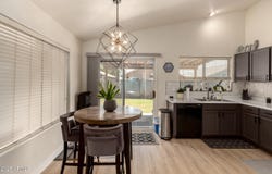 8673 W PALM Lane, Phoenix, AZ 85037