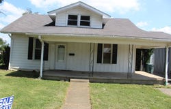 301  North Padgett, Morganfield, KY 42437