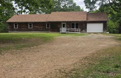 406 E CC Road, Hardy, AR 72542