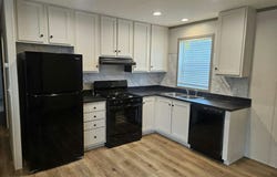 26127 Third St  #134, Taylor, MI 48180