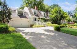 5516 Chadwick Road, Fairway, KS 66205