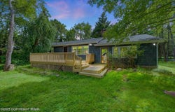 5142 Pine Tree Lane, Pocono Summit, PA 18346