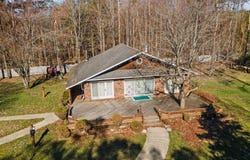 2322 E Hathaway Road, Harbor Springs, MI 49740