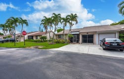 102 Mayfair Lane, Boynton Beach, FL 33426
