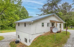 4250 Chimney Rock Road, Hendersonville, NC 28792