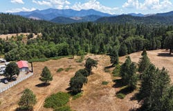467 Draper Valley Road, Selma, OR 97538