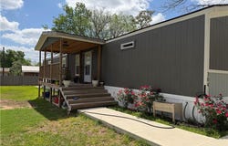 304 E 1st Street, Hearne, TX 77859