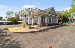 701 N Washington Avenue, Ludington, MI 49431