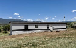57 Vallecitos Road, Penasco, NM 87553