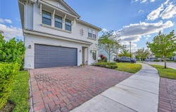 8650 NW 39th Ct, Coral Springs, FL 33065